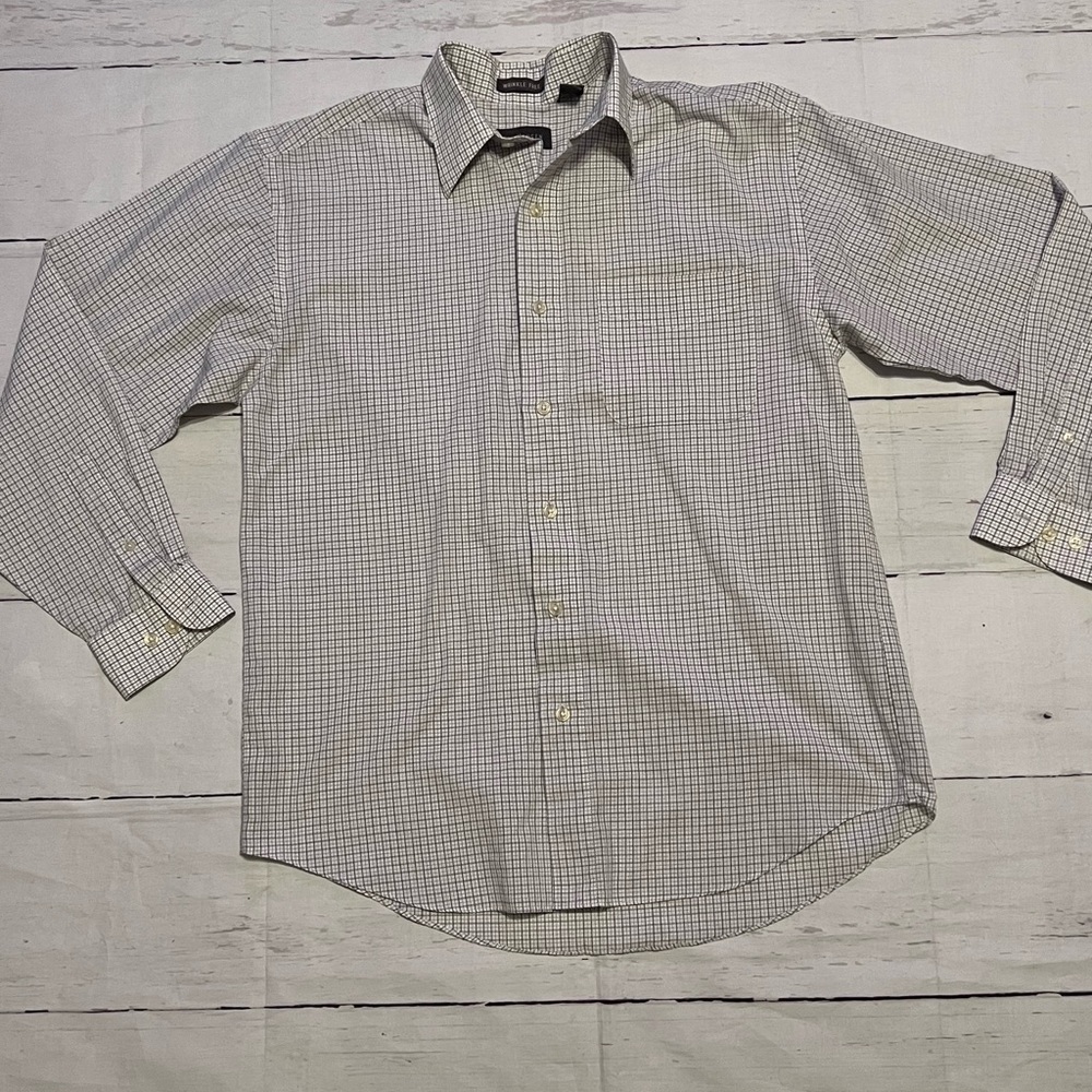 Van Heusen men’s dress shirt collared wrinkle free size 14-14 1/2
